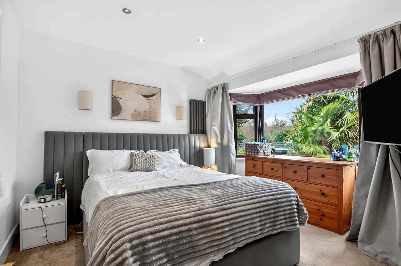Empire Road, Greenford, UB6, photo 16