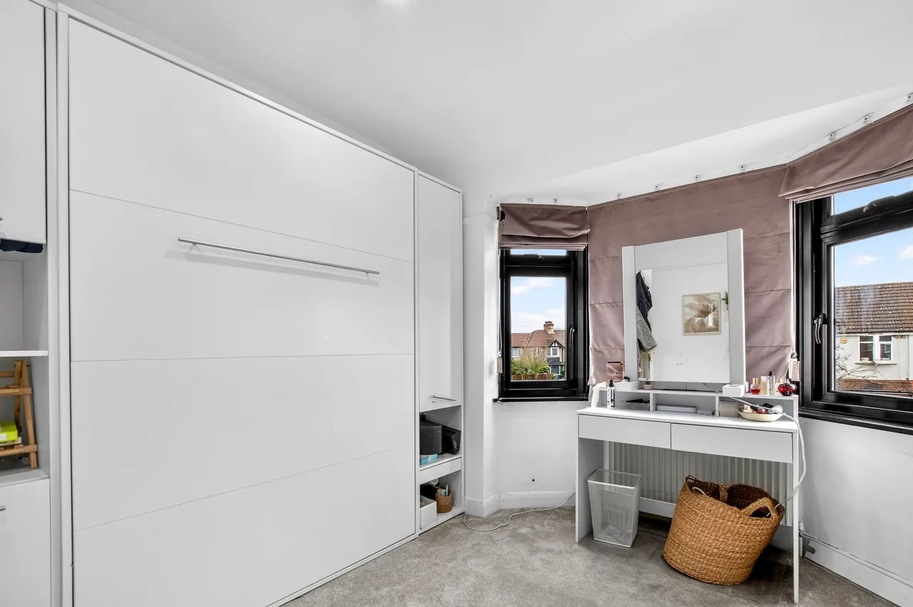 Empire Road, Greenford, UB6, photo 11
