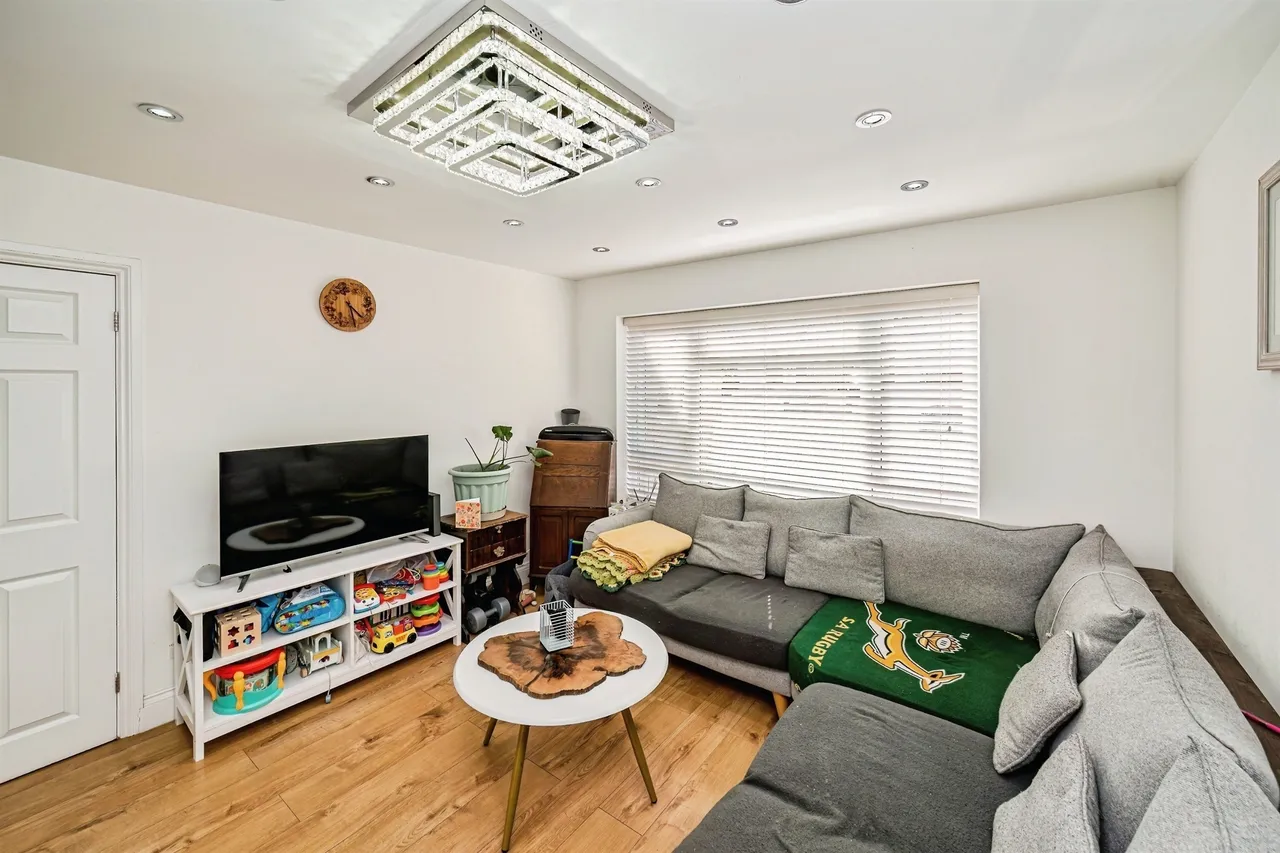 Nursery Road, Taplow, SL6, photo 14