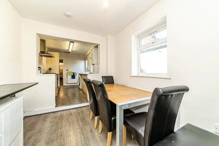 Essex Street, Reading, RG2, photo 2