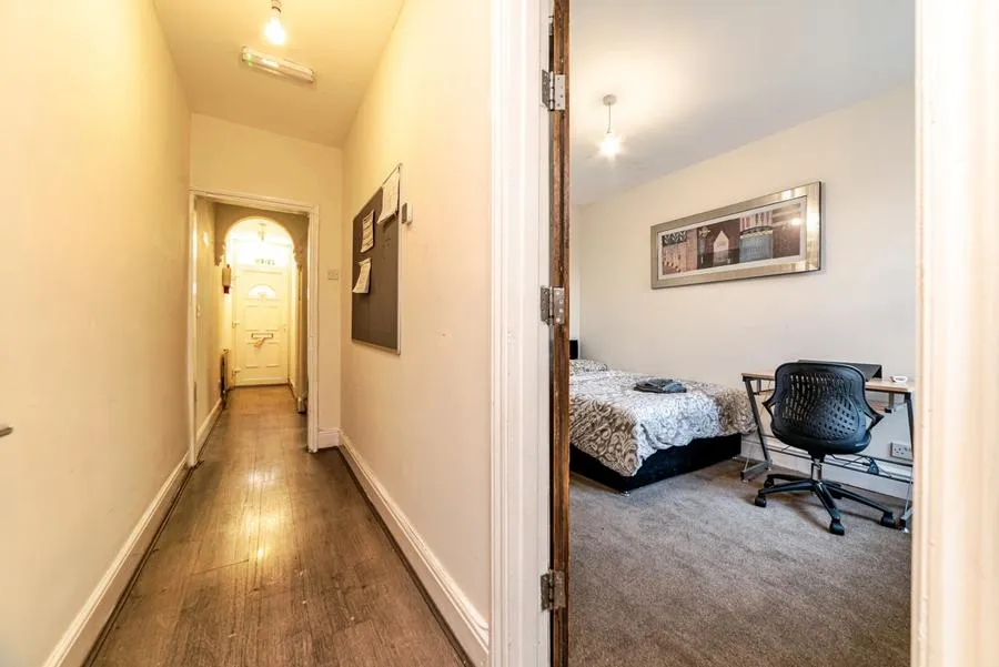 Essex Street, Reading, RG2, photo 9