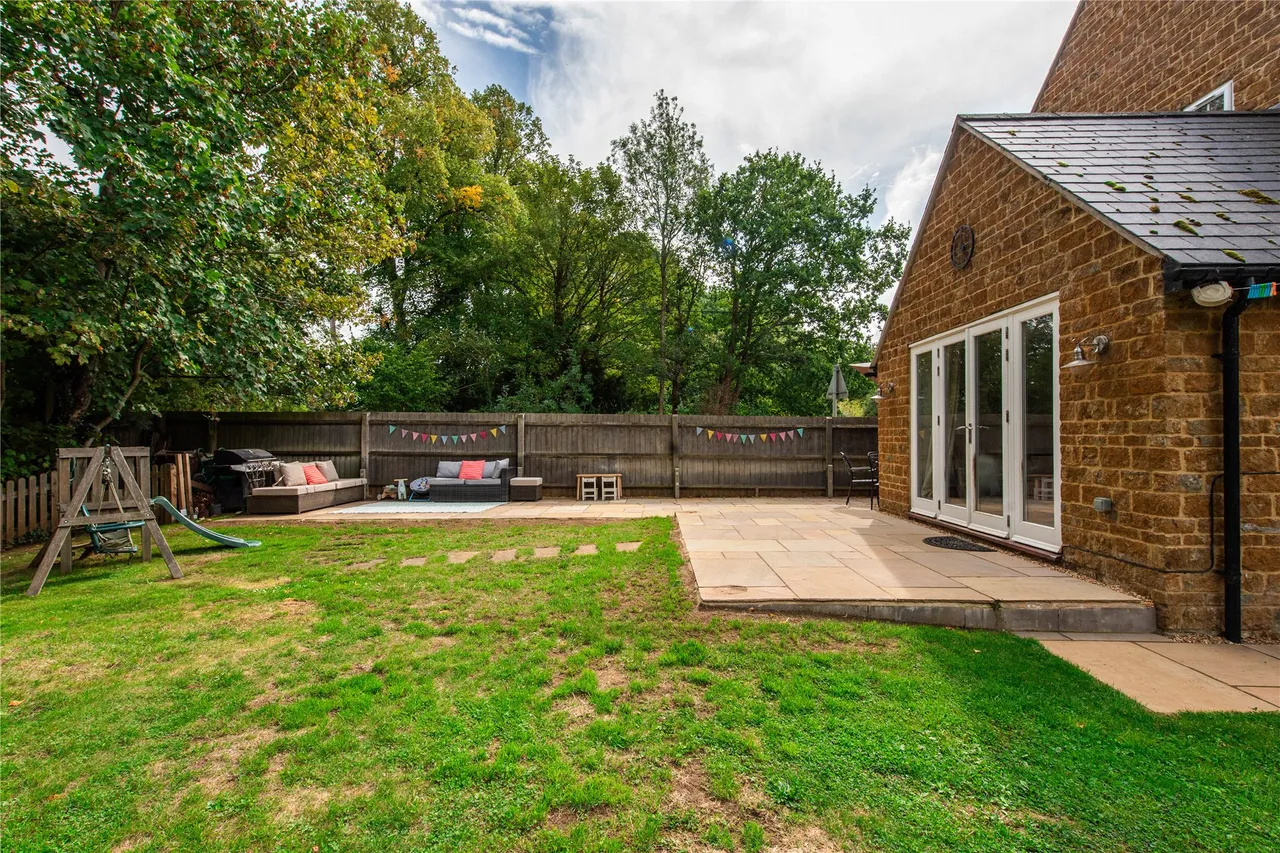 Banbury Road, Charwelton, NN11, photo 11