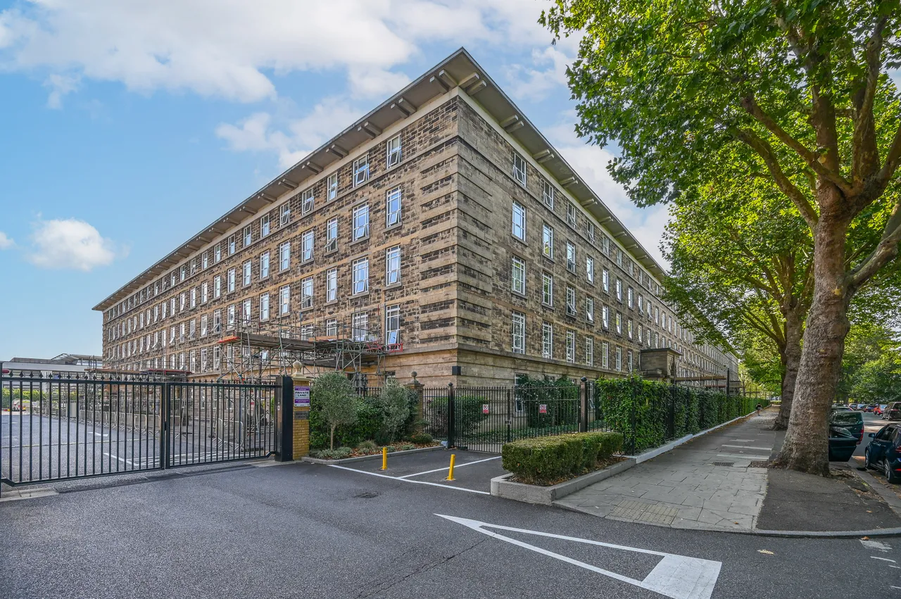 1 bed flat for sale — 40 Bromyard House, Bromyard Avenue, London