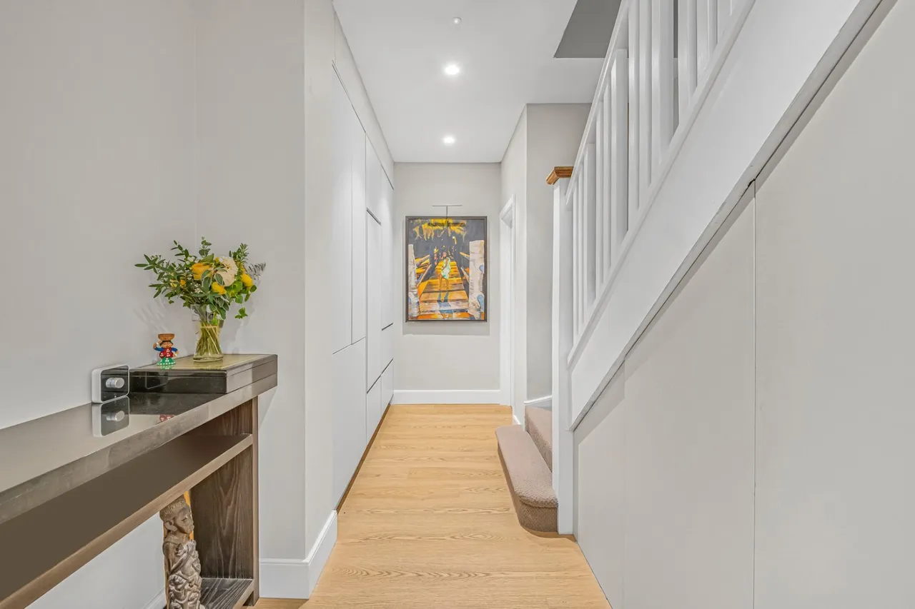 Shottfield Avenue, East Sheen, SW14, photo 17