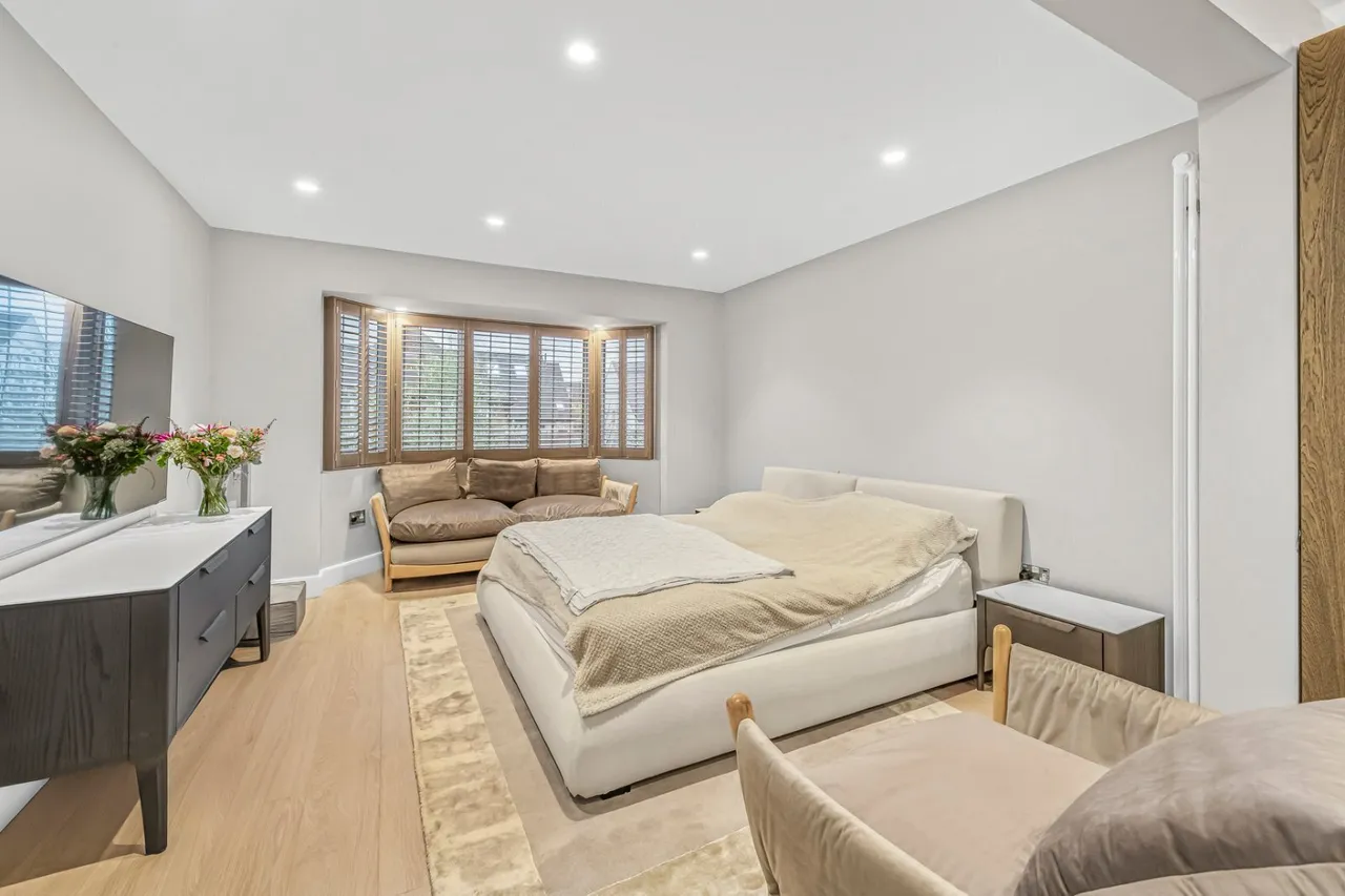 Shottfield Avenue, East Sheen, SW14, photo 11