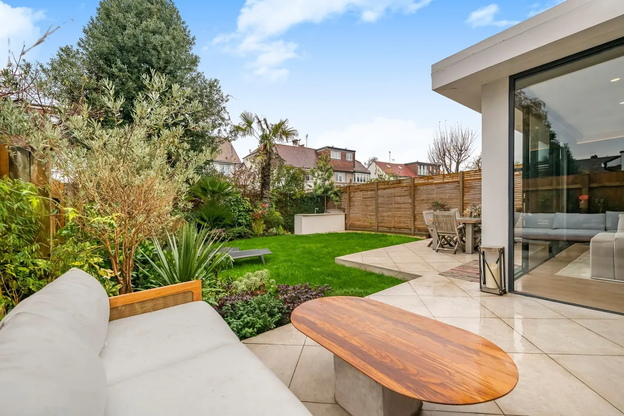 Shottfield Avenue, East Sheen, SW14, photo 9