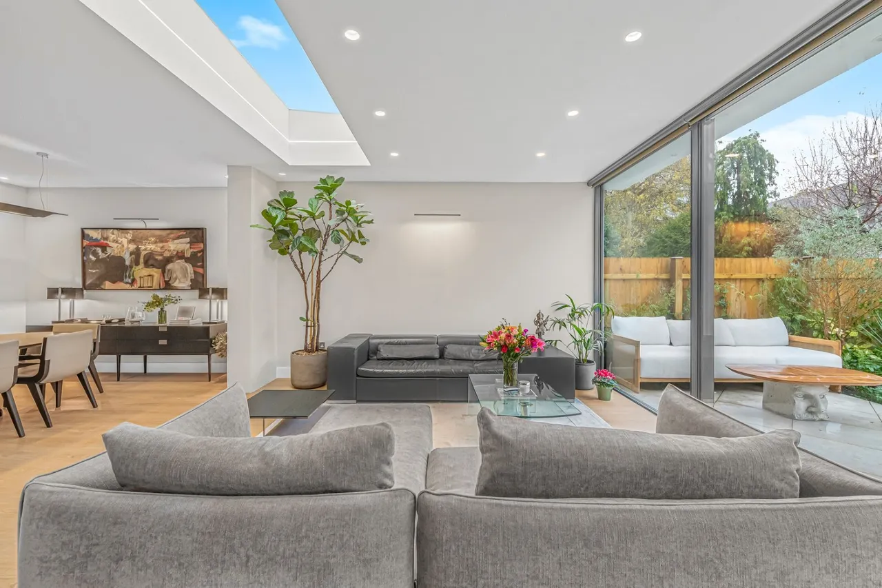 Shottfield Avenue, East Sheen, SW14, photo 22