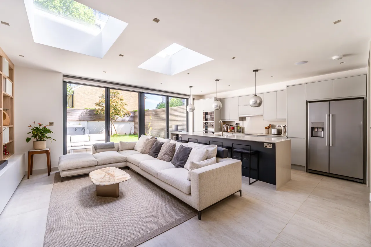 4 bed house for sale — St. John's Avenue, London, SW15