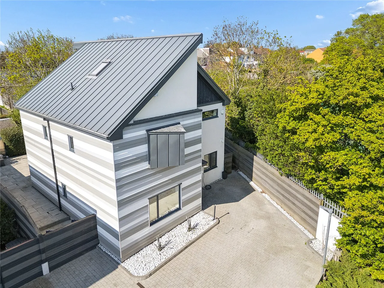 Basi Close, Emerson Park, RM11, photo 7