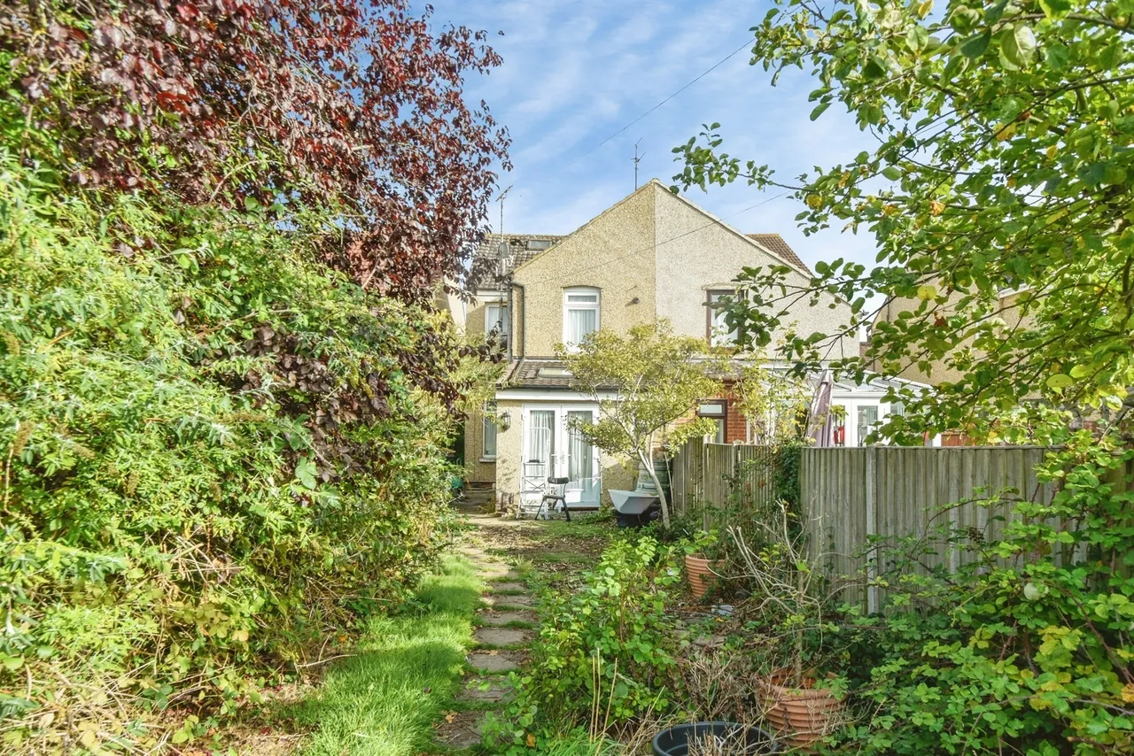 Swindon Road, Wroughton, SN4, photo 11