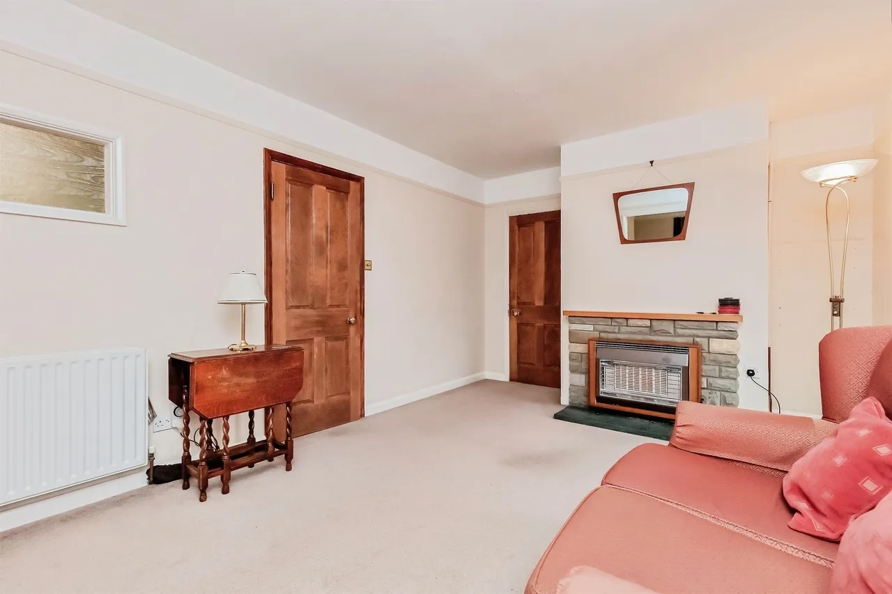 Main Road, Tallington, PE9, photo 8