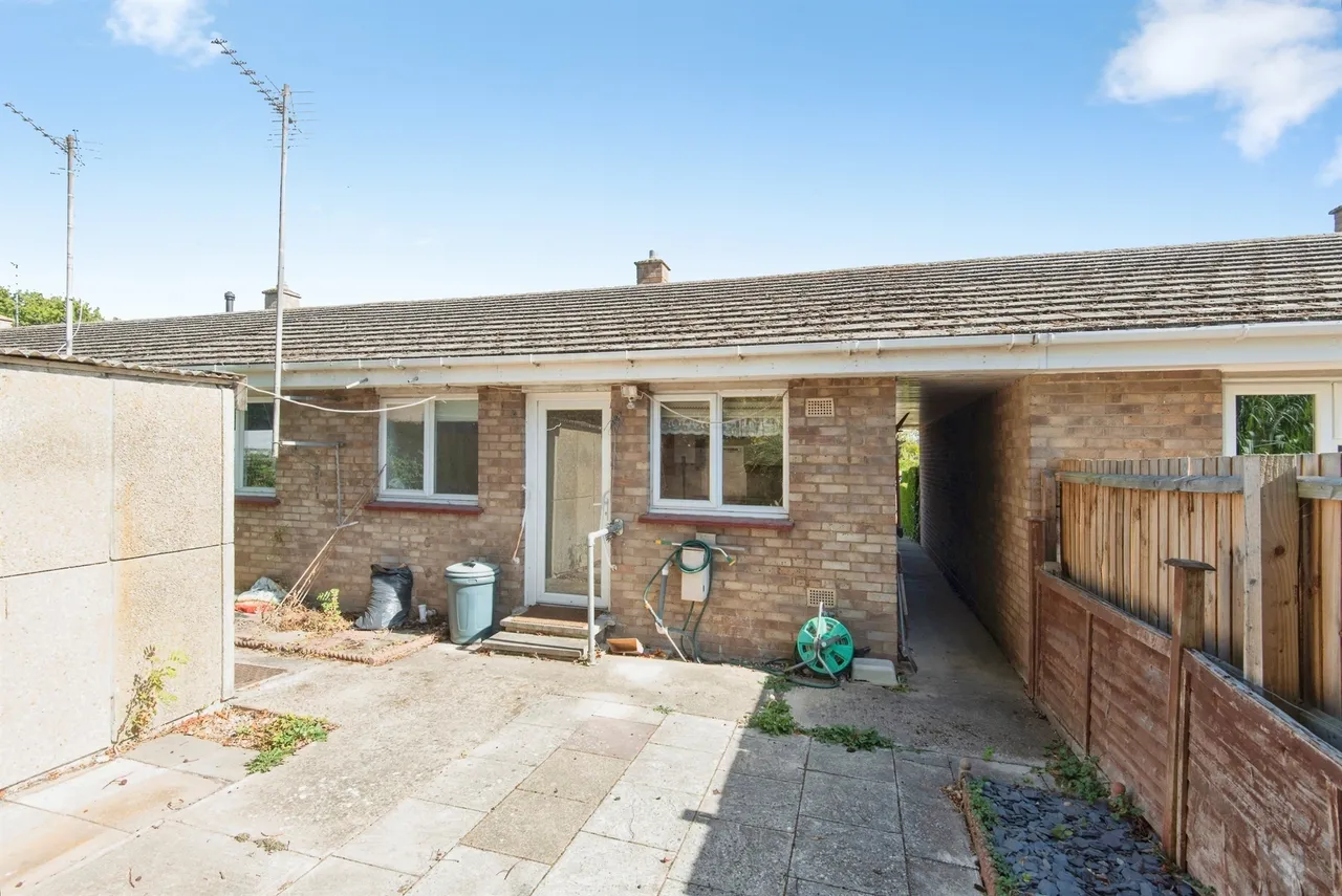 Clear Crescent, Melbourn, SG8, photo 16