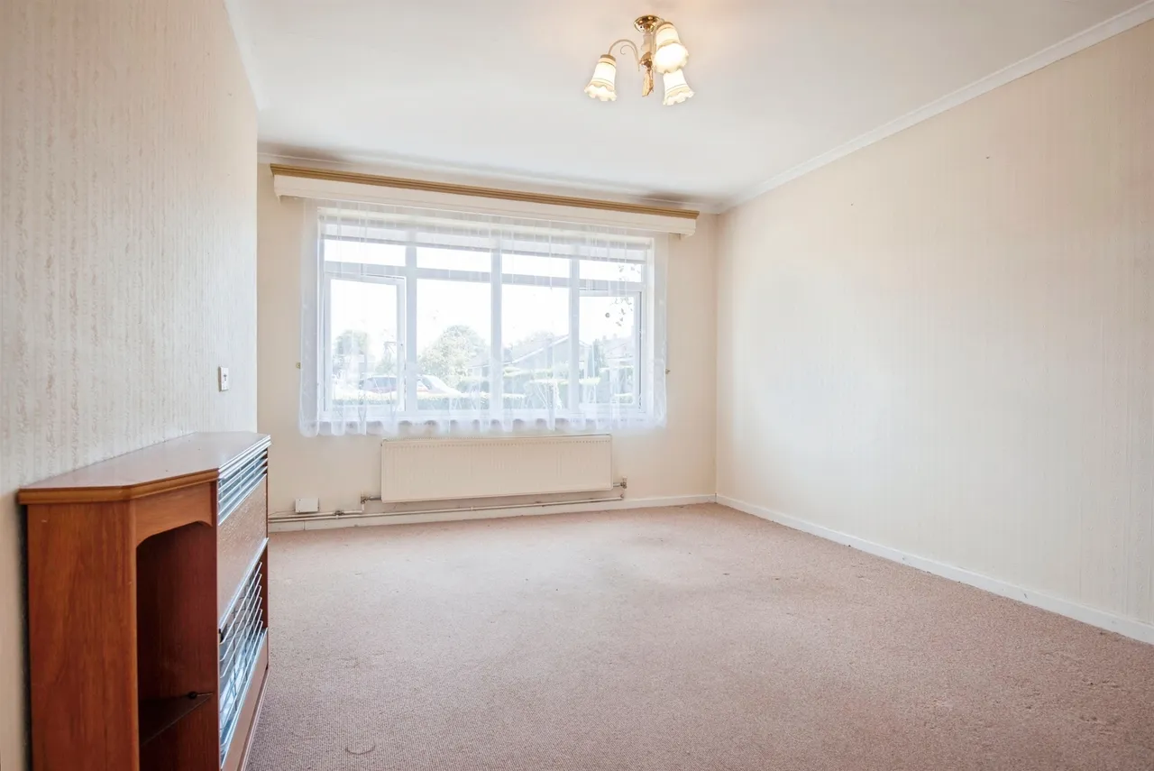Clear Crescent, Melbourn, SG8, photo 2