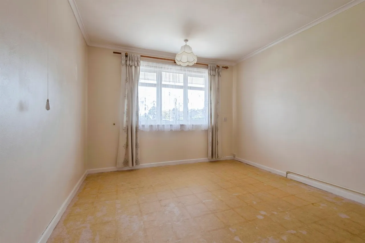Clear Crescent, Melbourn, SG8, photo 11