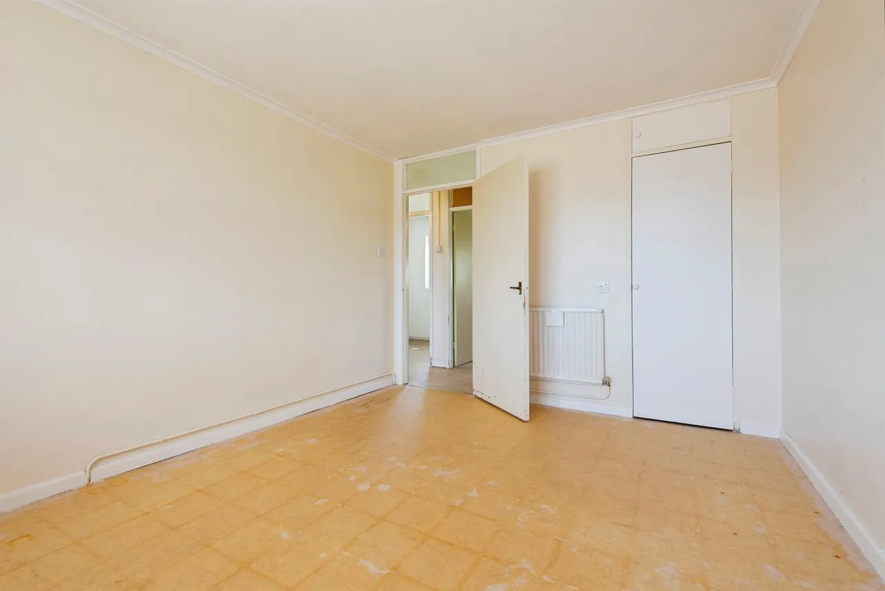 Clear Crescent, Melbourn, SG8, photo 12