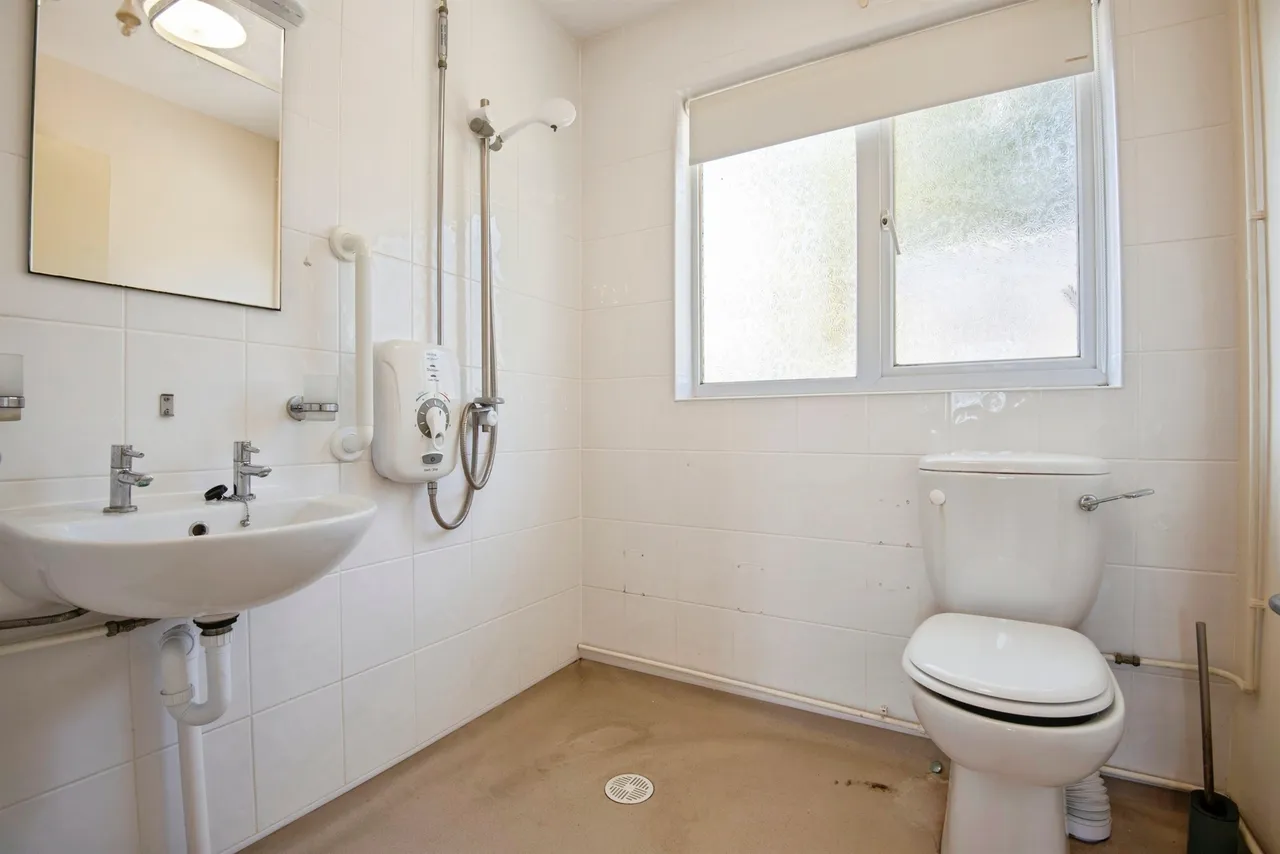 Clear Crescent, Melbourn, SG8, photo 15