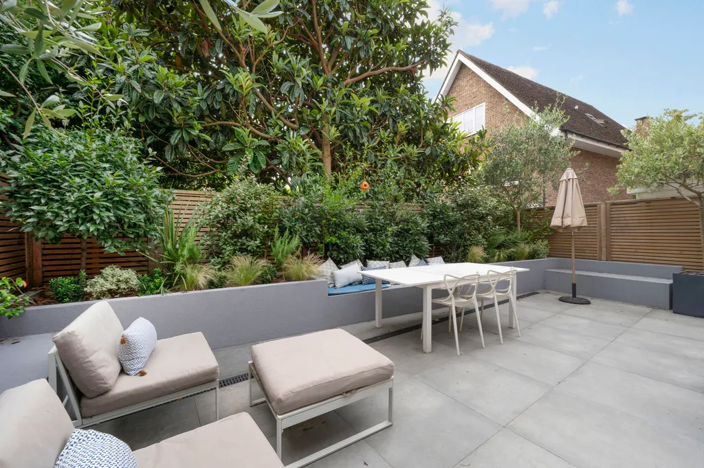 Copse Hill, London, SW20, photo 10
