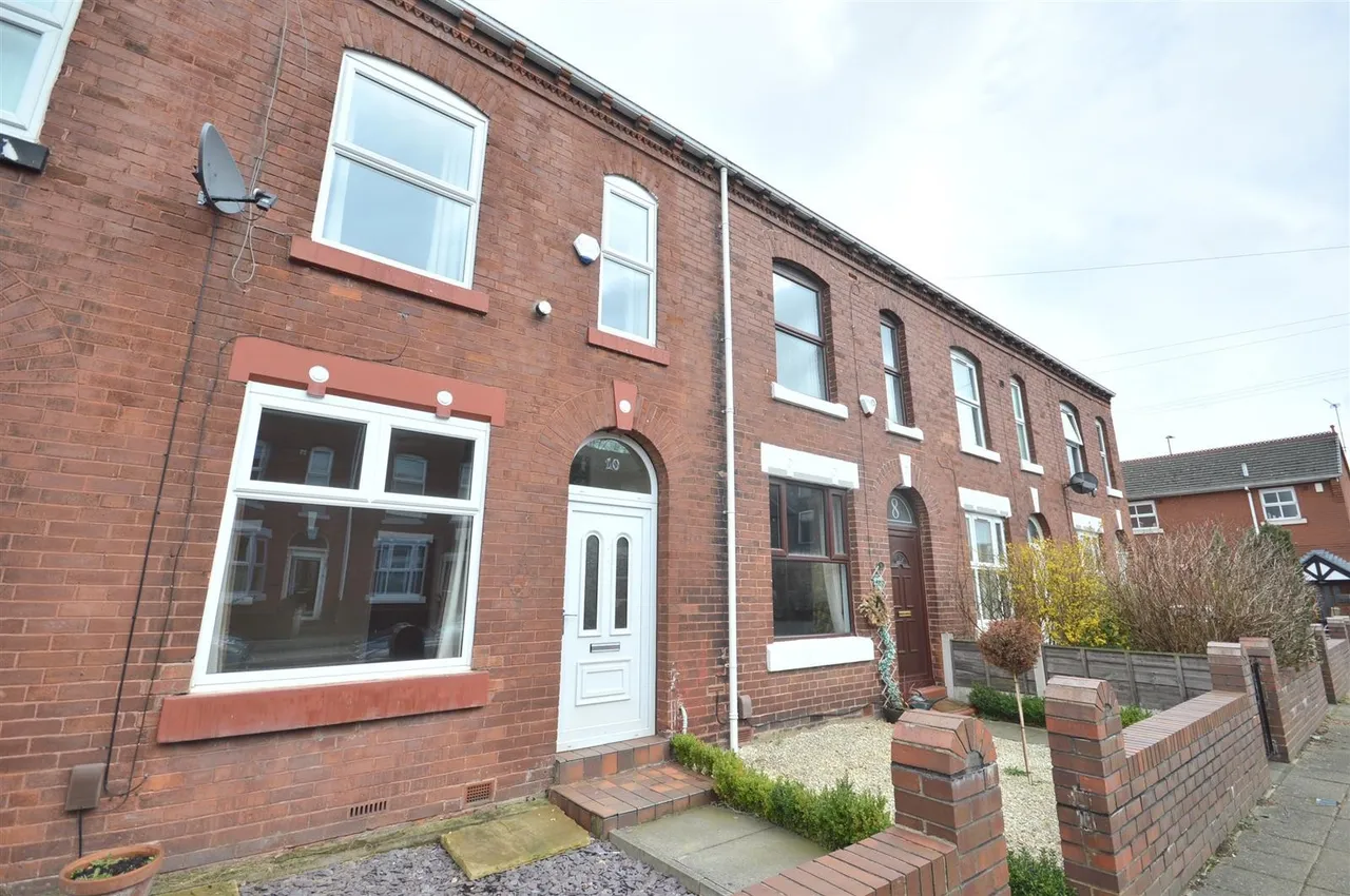 2 bed house to rent, Elm Grove, Sale