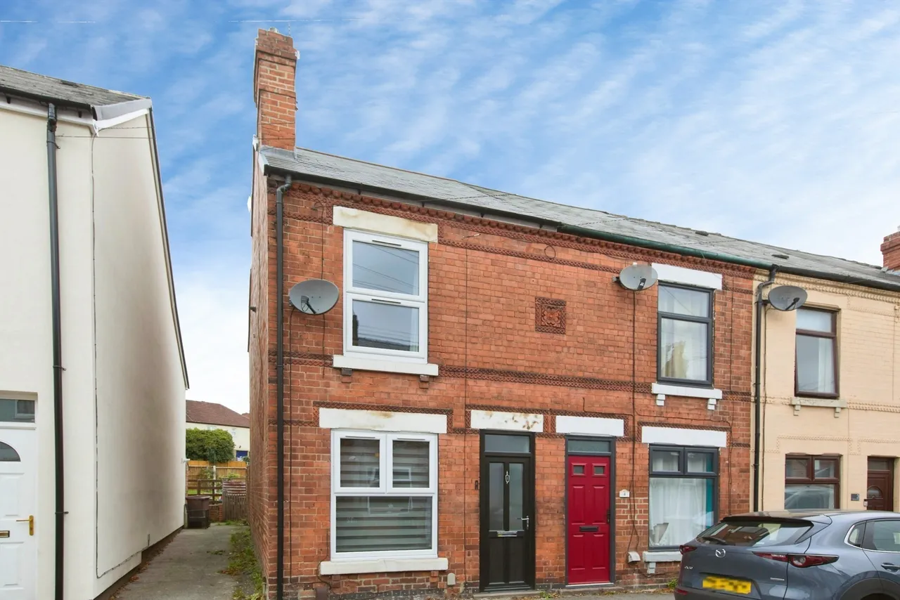 2 bed house for sale, Manners Street, Ilkeston, DE7