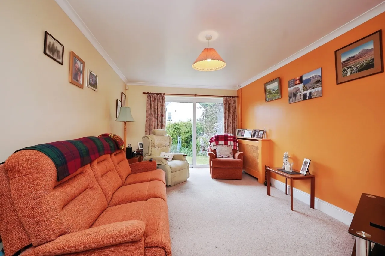 Sandwich Road, Whitfield, Dover, Kent, CT16, photo 4