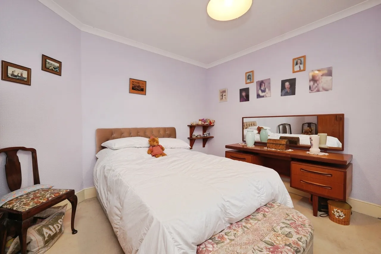 Sandwich Road, Whitfield, Dover, Kent, CT16, photo 9
