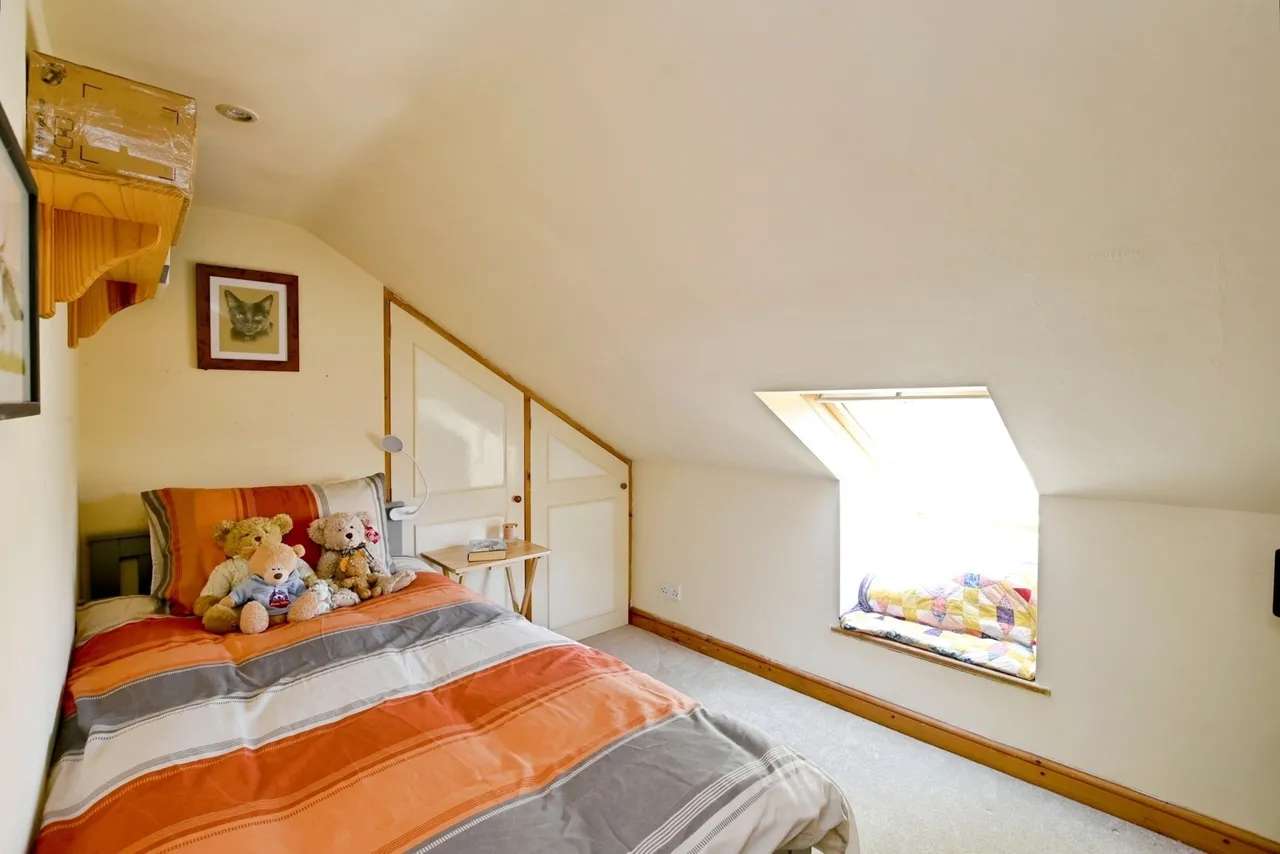 Beech Grove, Midhurst, GU29, photo 12