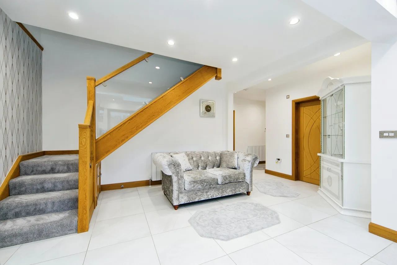Ronald Avenue, Llandudno Junction, LL31, photo 4