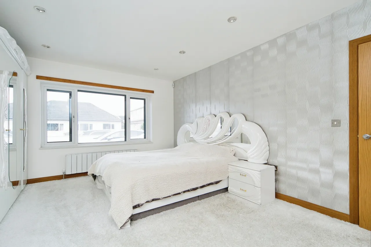 Ronald Avenue, Llandudno Junction, LL31, photo 14