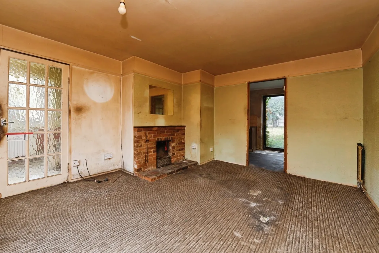 Broad Meadow, Kelvedon Hatch, Brentwood, Essex, CM15, photo 3