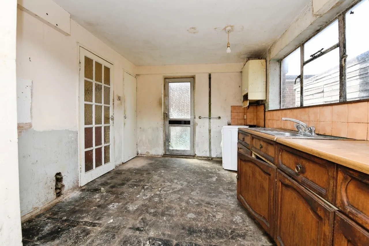 Broad Meadow, Kelvedon Hatch, Brentwood, Essex, CM15, photo 7