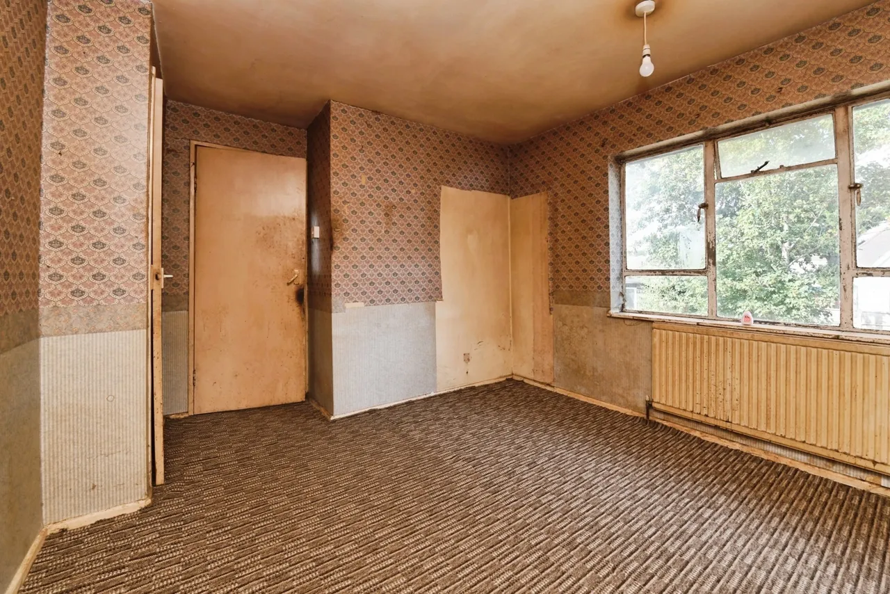 Broad Meadow, Kelvedon Hatch, Brentwood, Essex, CM15, photo 12