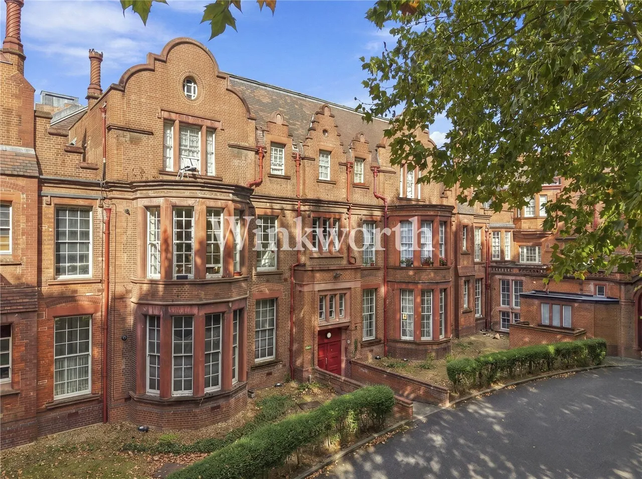 2 bed flat for sale, High Road, Tottenham, N15