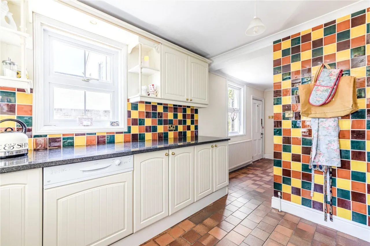 Chantry Road, Chertsey, Surrey, KT16, photo 10