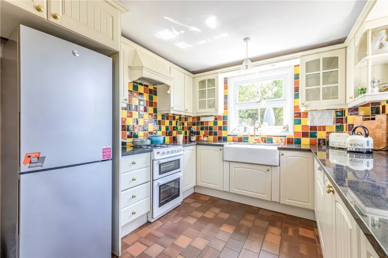 Chantry Road, Chertsey, Surrey, KT16, photo 9