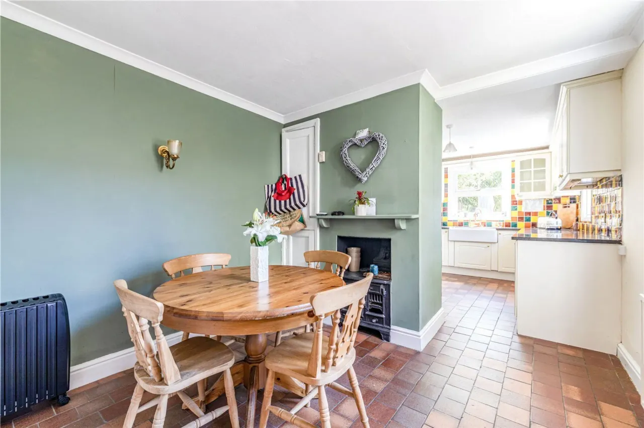 Chantry Road, Chertsey, Surrey, KT16, photo 13
