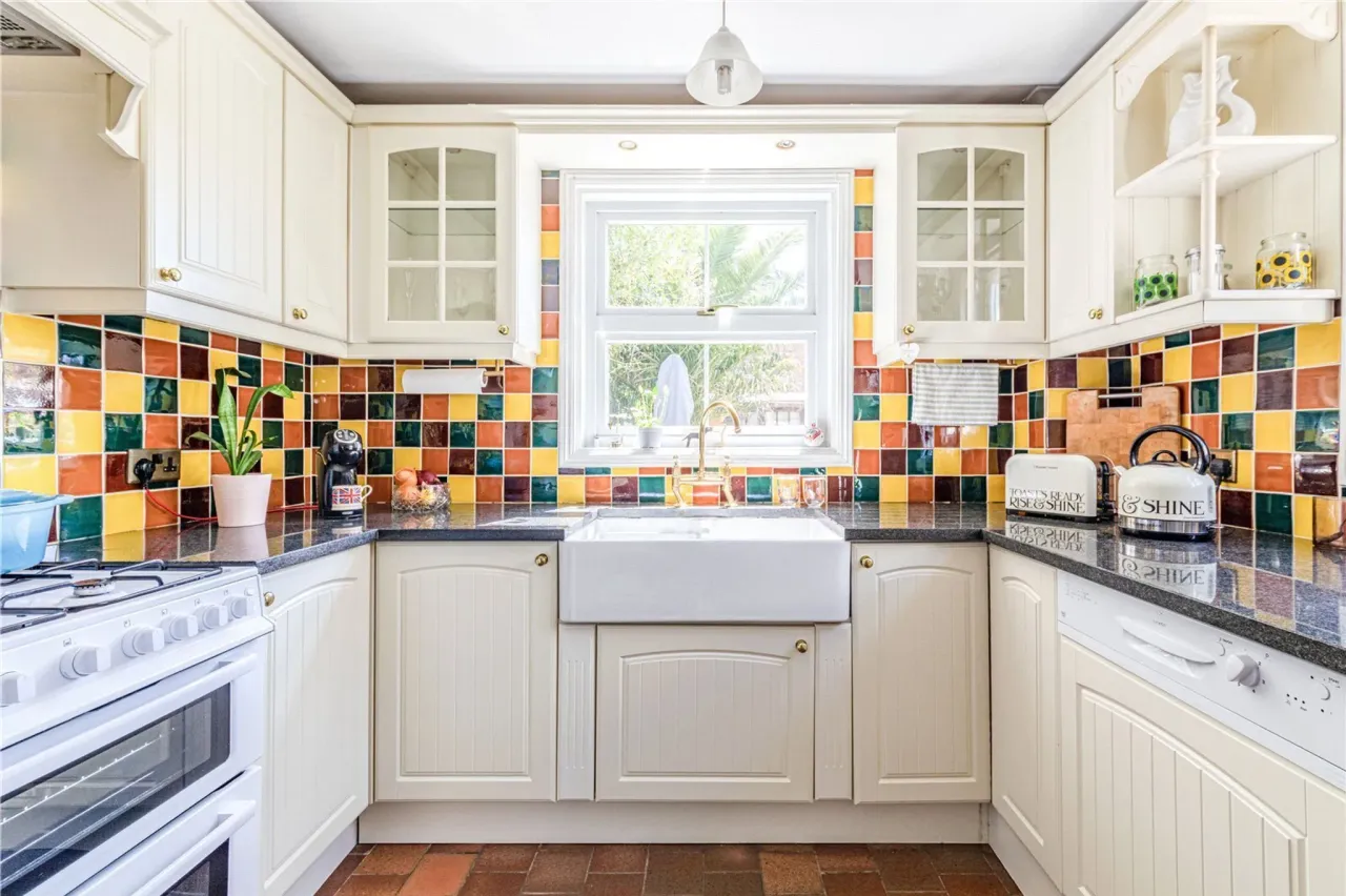 Chantry Road, Chertsey, Surrey, KT16, photo 11