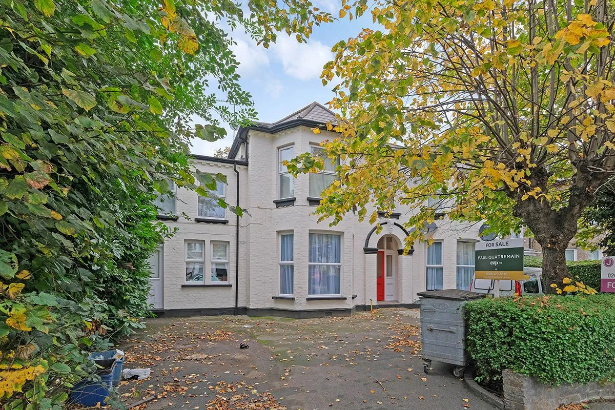2 bed flat for sale — Norfolk Road, Ilford, IG3 8LH