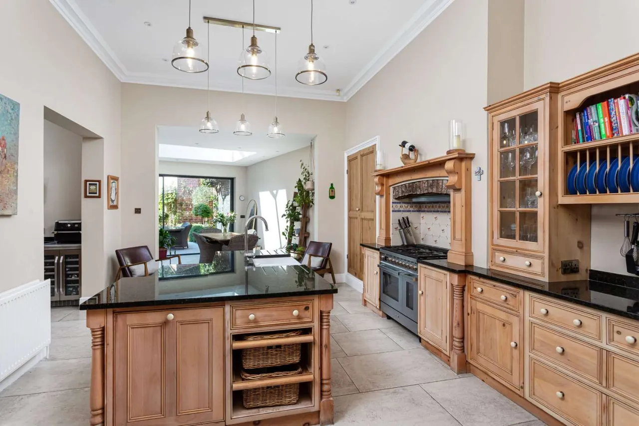 Tadcaster Road, York, YO24, photo 4