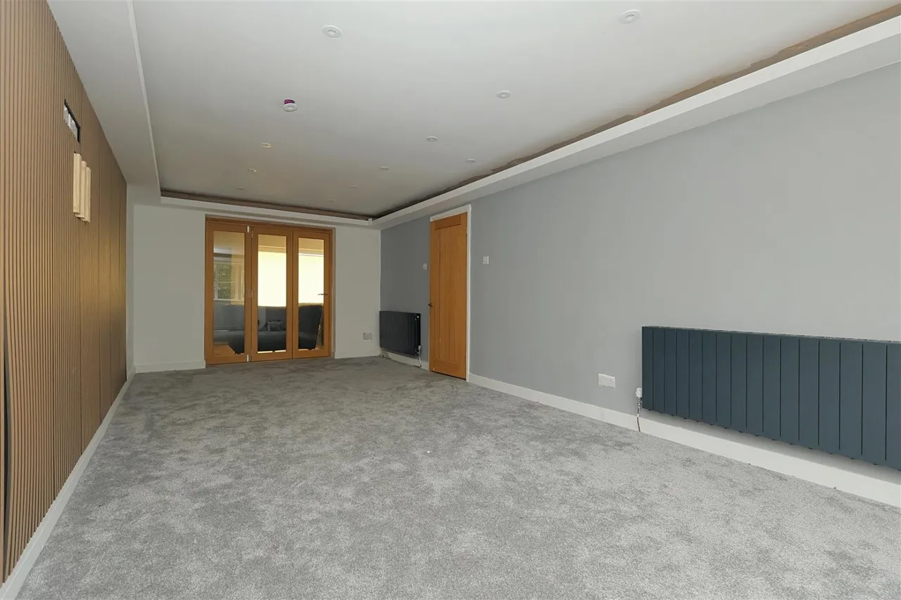 Sheridan Way, Pudsey, LS28, photo 2