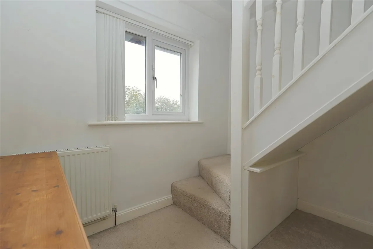 Sheridan Way, Pudsey, LS28, photo 23