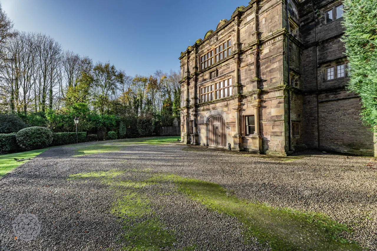 Lostock Hall Gatehouse Ox Hey Lane, Lostock, Bolton, BL6 4BS, photo 44