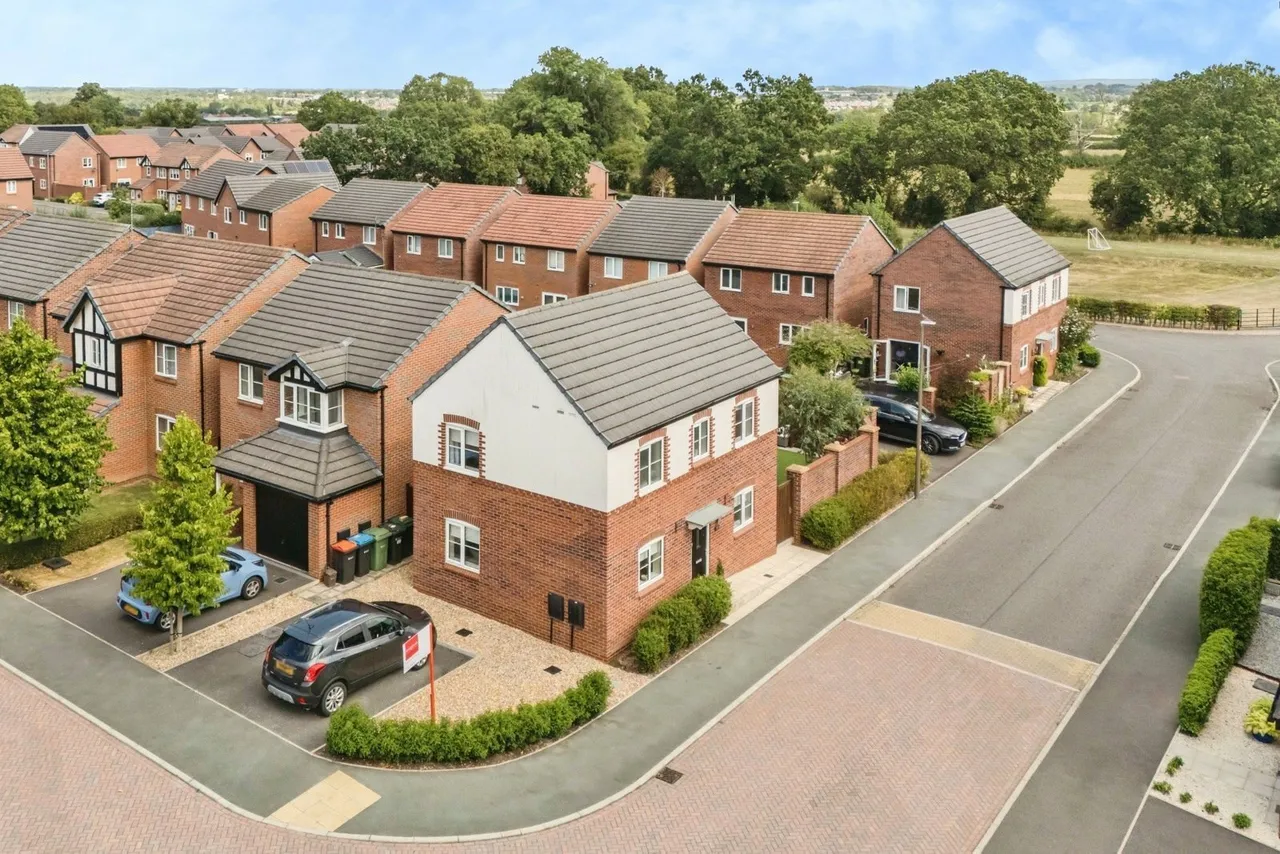 Grove Avenue, Winsford, Cheshire, CW7, photo 5