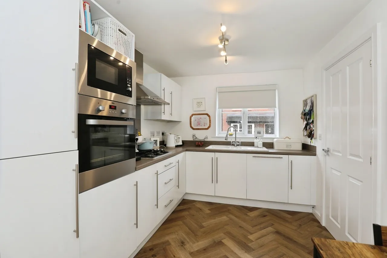 Grove Avenue, Winsford, Cheshire, CW7, photo 10