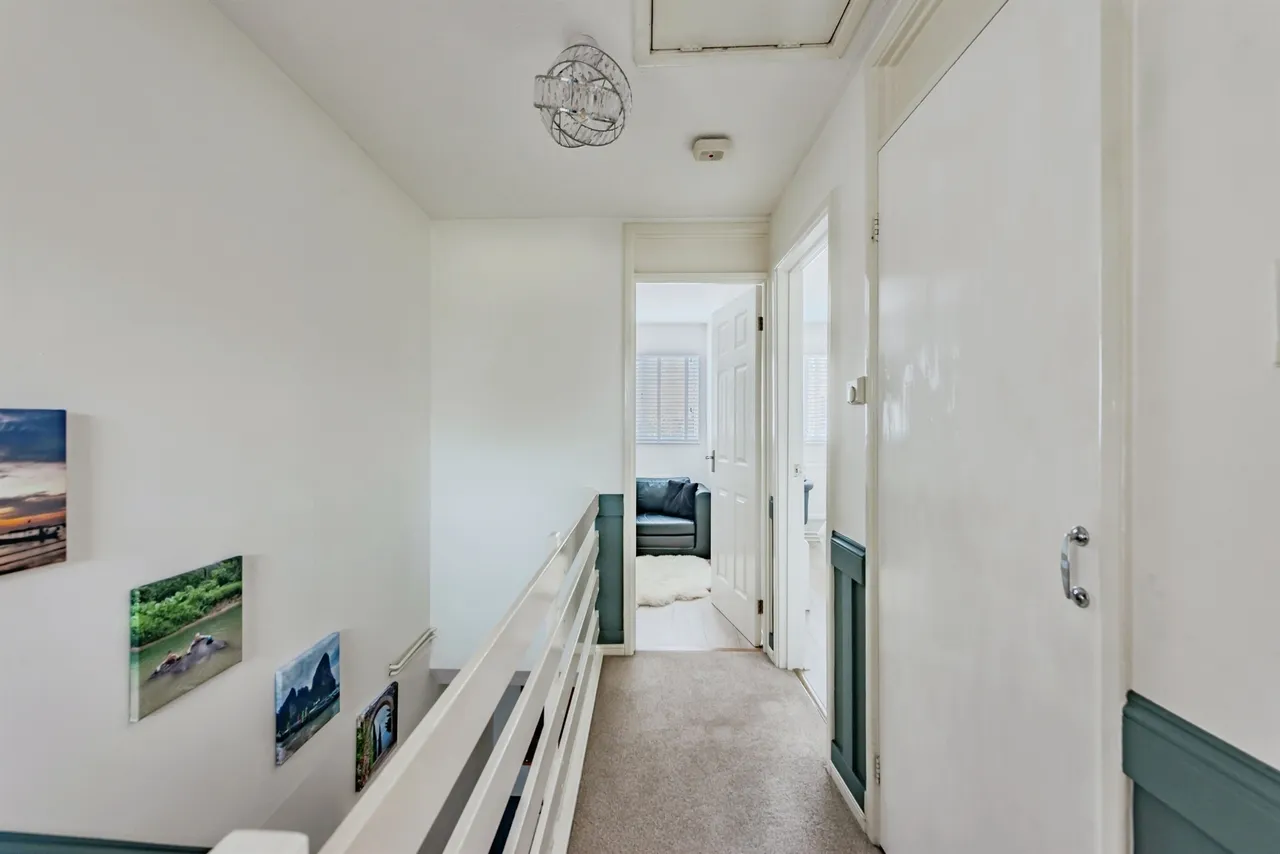 Rydal Close, Ifield, RH11, photo 15