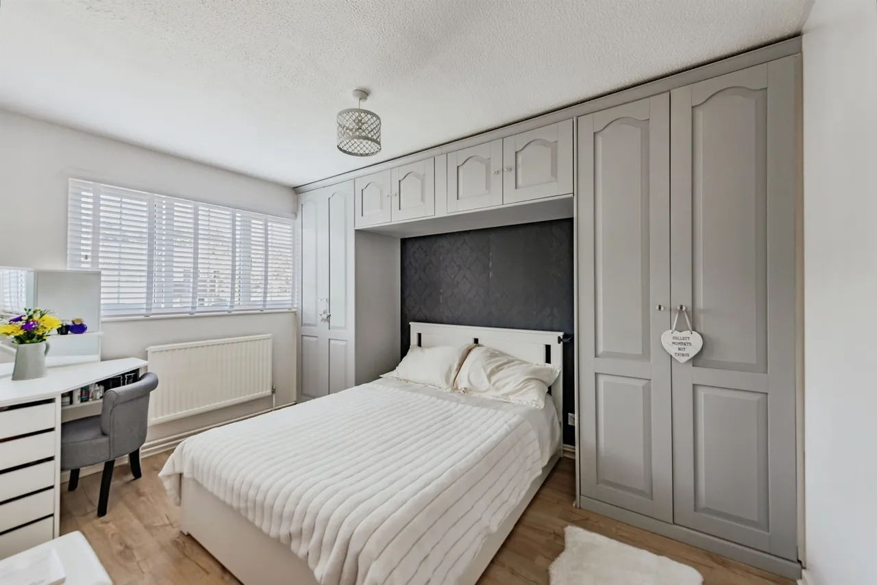 Rydal Close, Ifield, RH11, photo 13