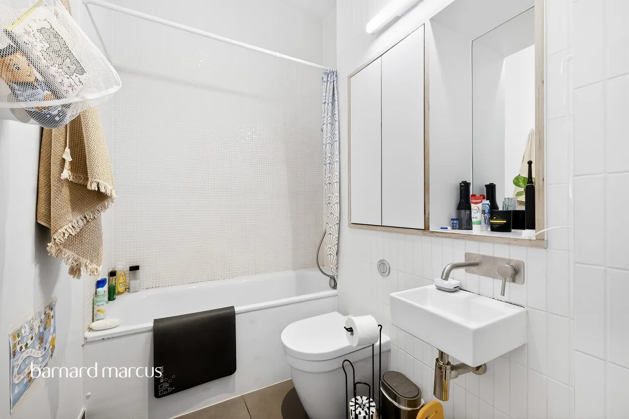 Peckham Grove, LONDON, photo 10