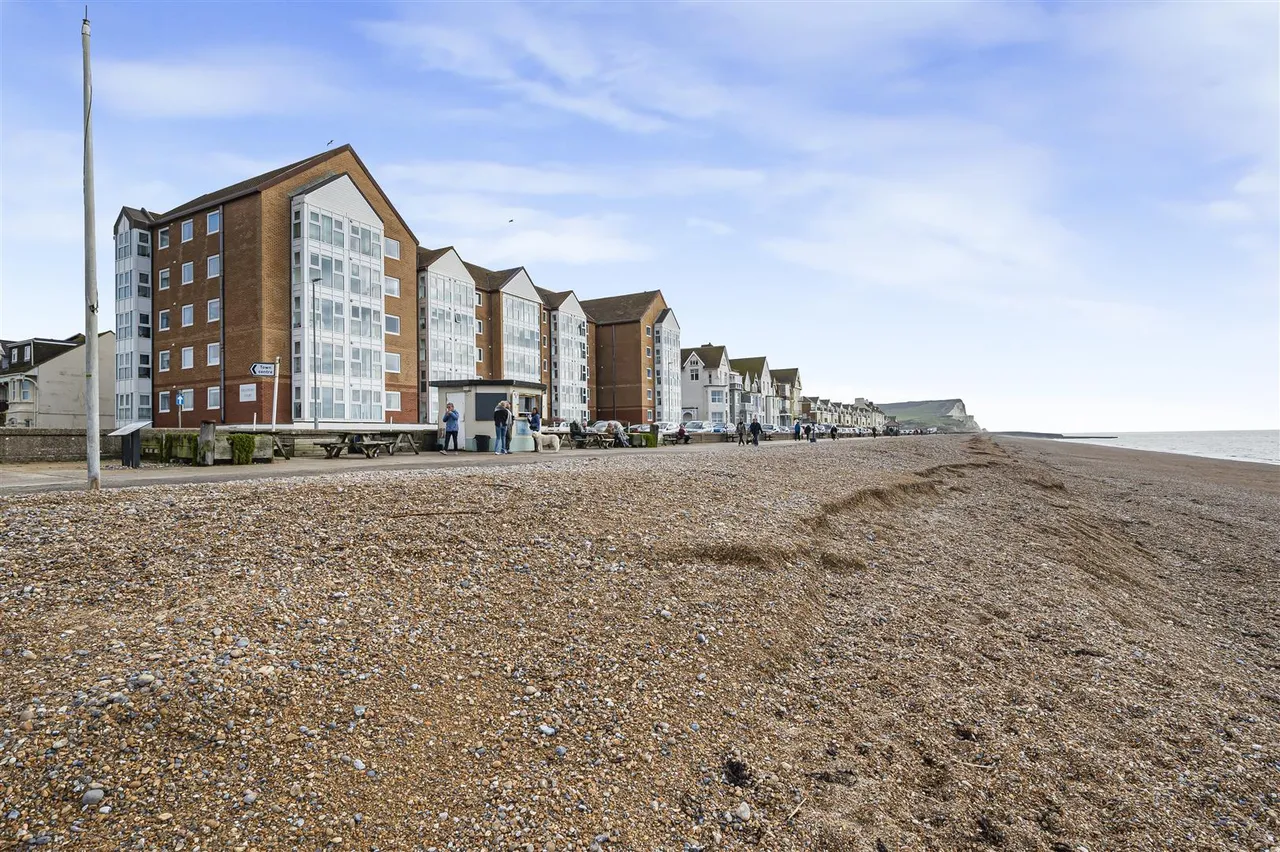 Esplanade, Seaford, photo 13