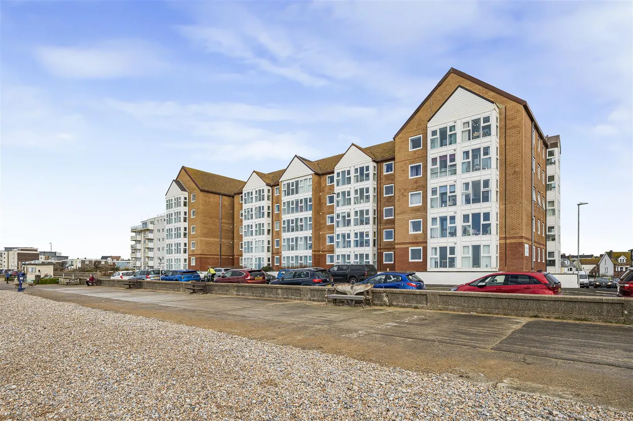 Esplanade, Seaford, photo 14