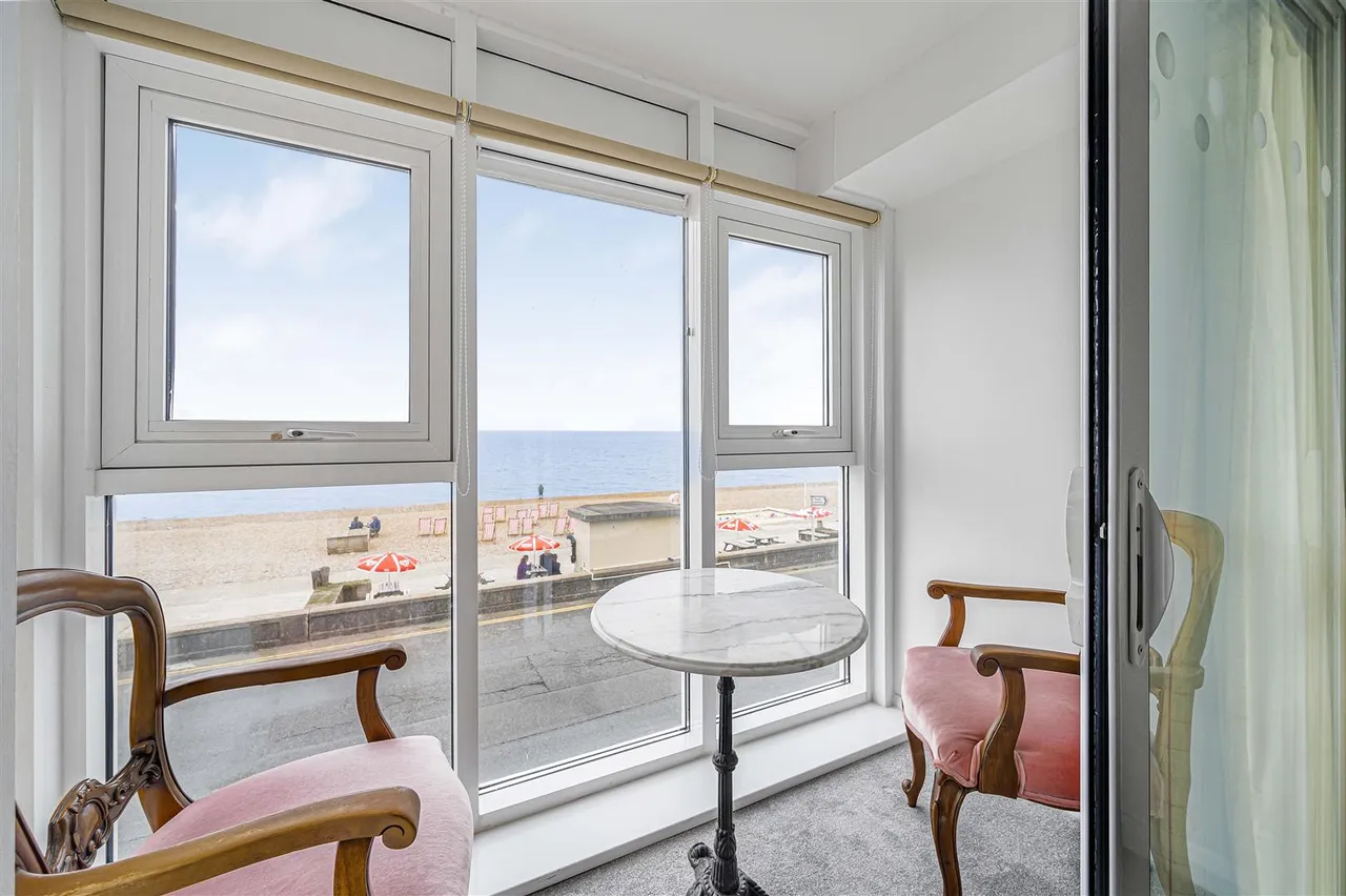 Esplanade, Seaford, photo 9