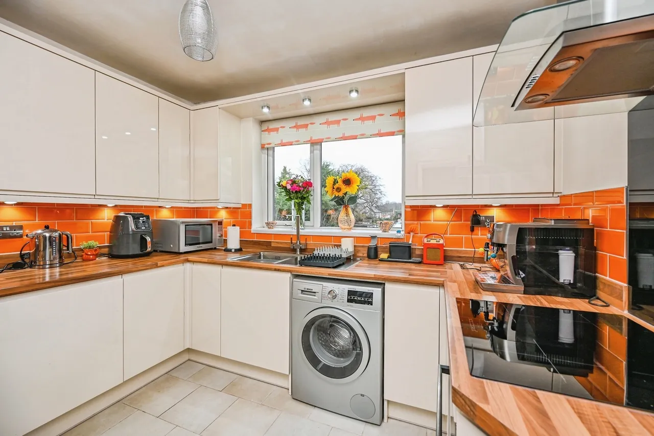 Eton Court, Liverpool, L18, photo 6